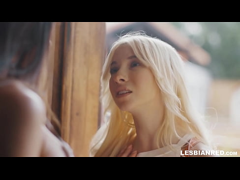 ❤️ Tjejen kommer hem några månader senare och slutar med att äta sin styvmors fitta. Just porr at us sv.pornoincest.ru